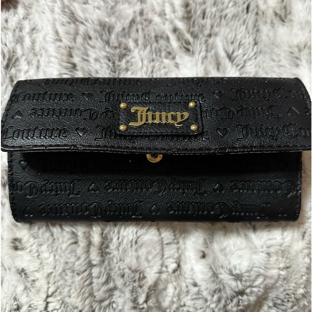 Brand new juicy couture wallet with tags